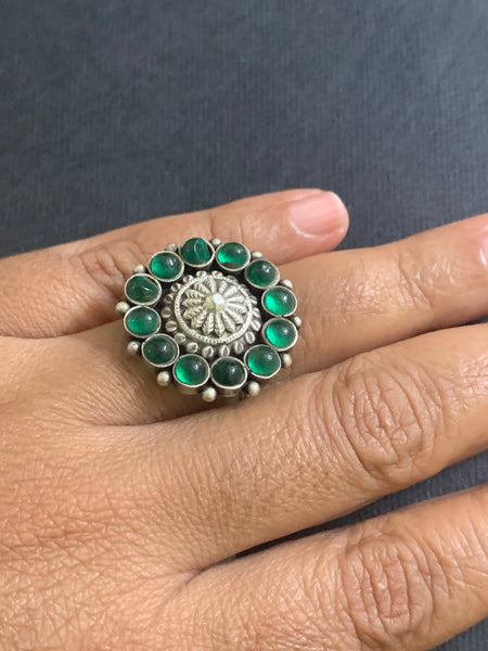 Green Spinel Finger Ring