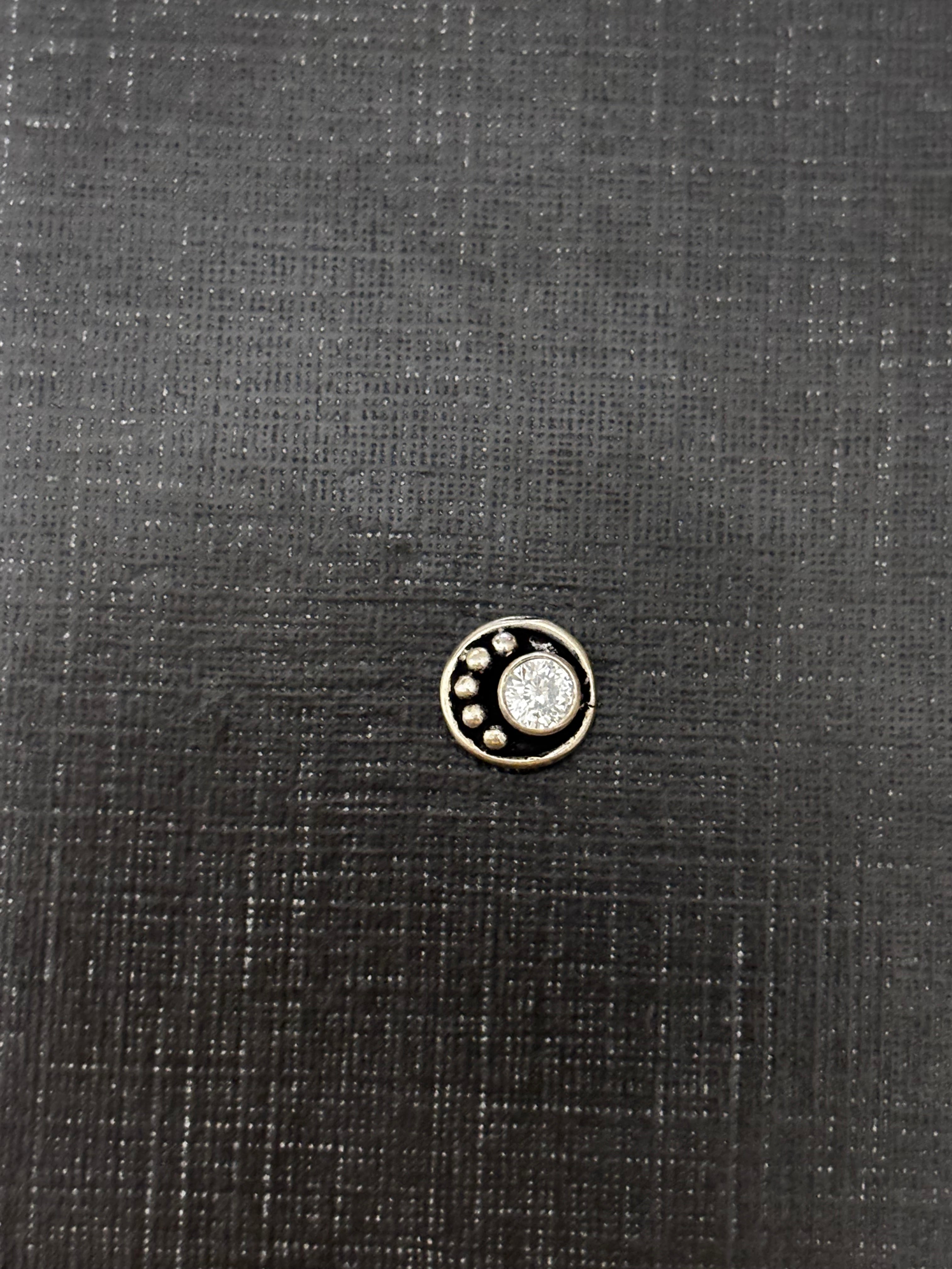 Silver White Stone Round Nosepin