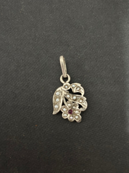 Vintage Silver Flower Pendant