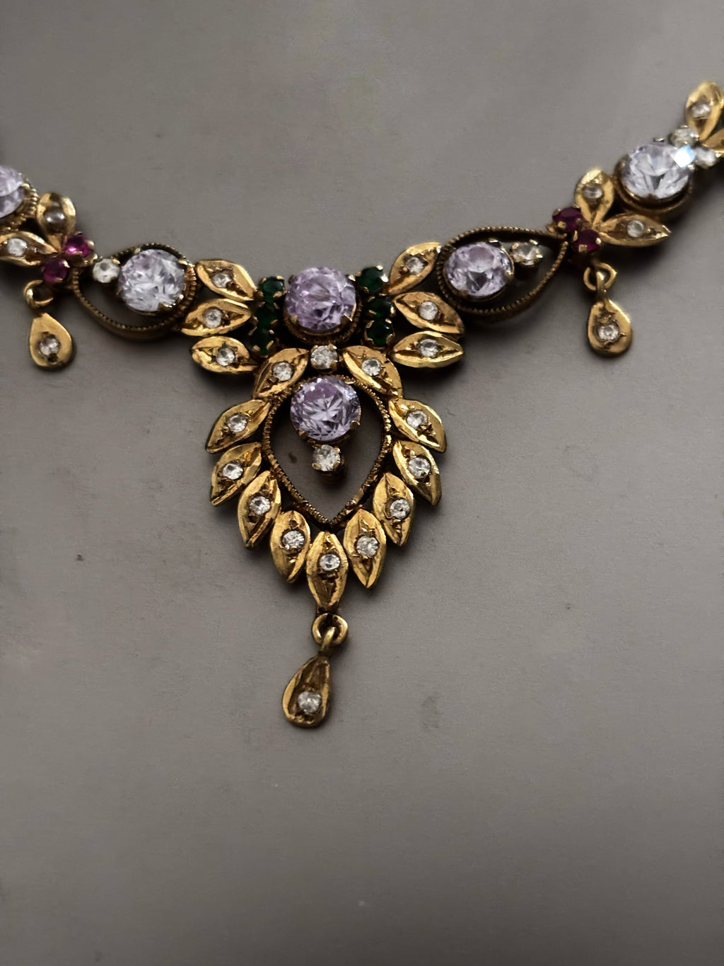 Silver vintage Neckpiece with Semi Precious stones