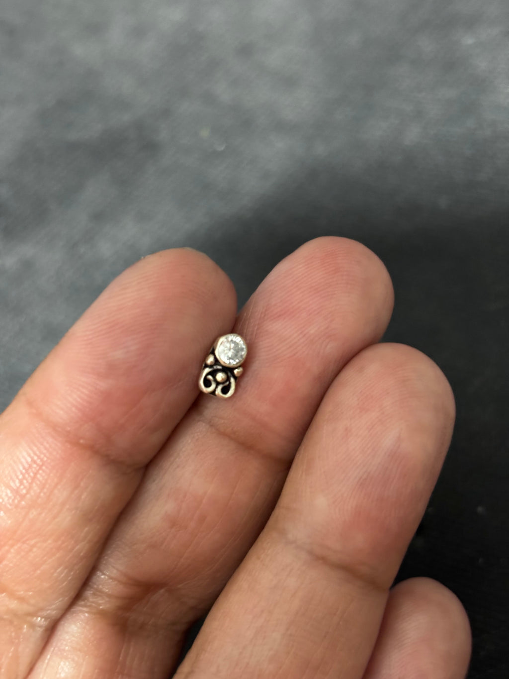 Silver Small Single Stone Nosepin