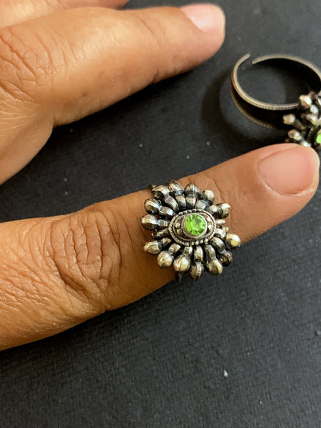 Silver Green Stone Toering