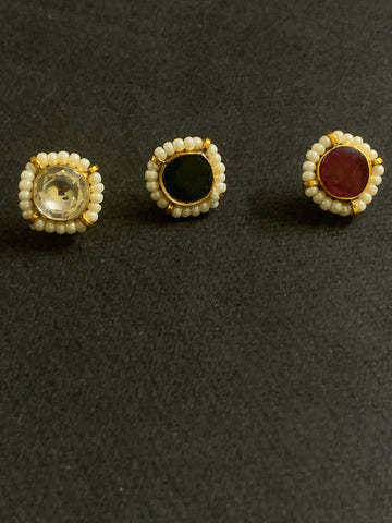 Small Round Kundan Nosepin