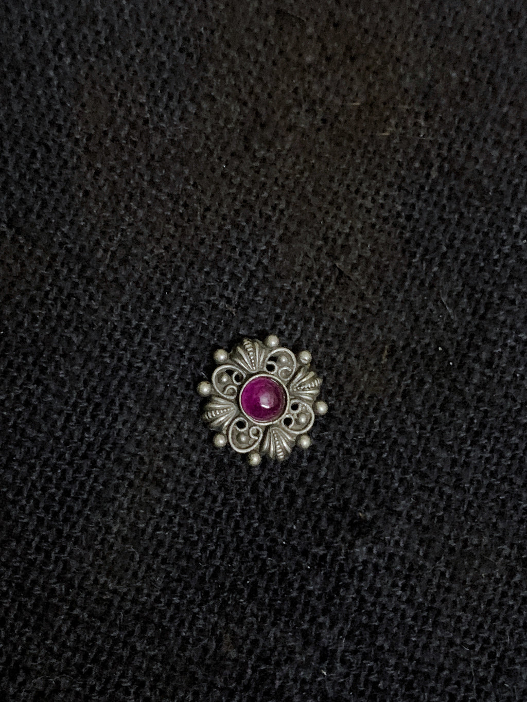 Ornate Nosepin -1