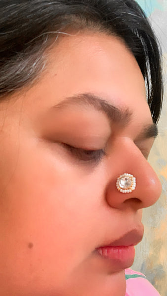 Small Round Kundan Nosepin